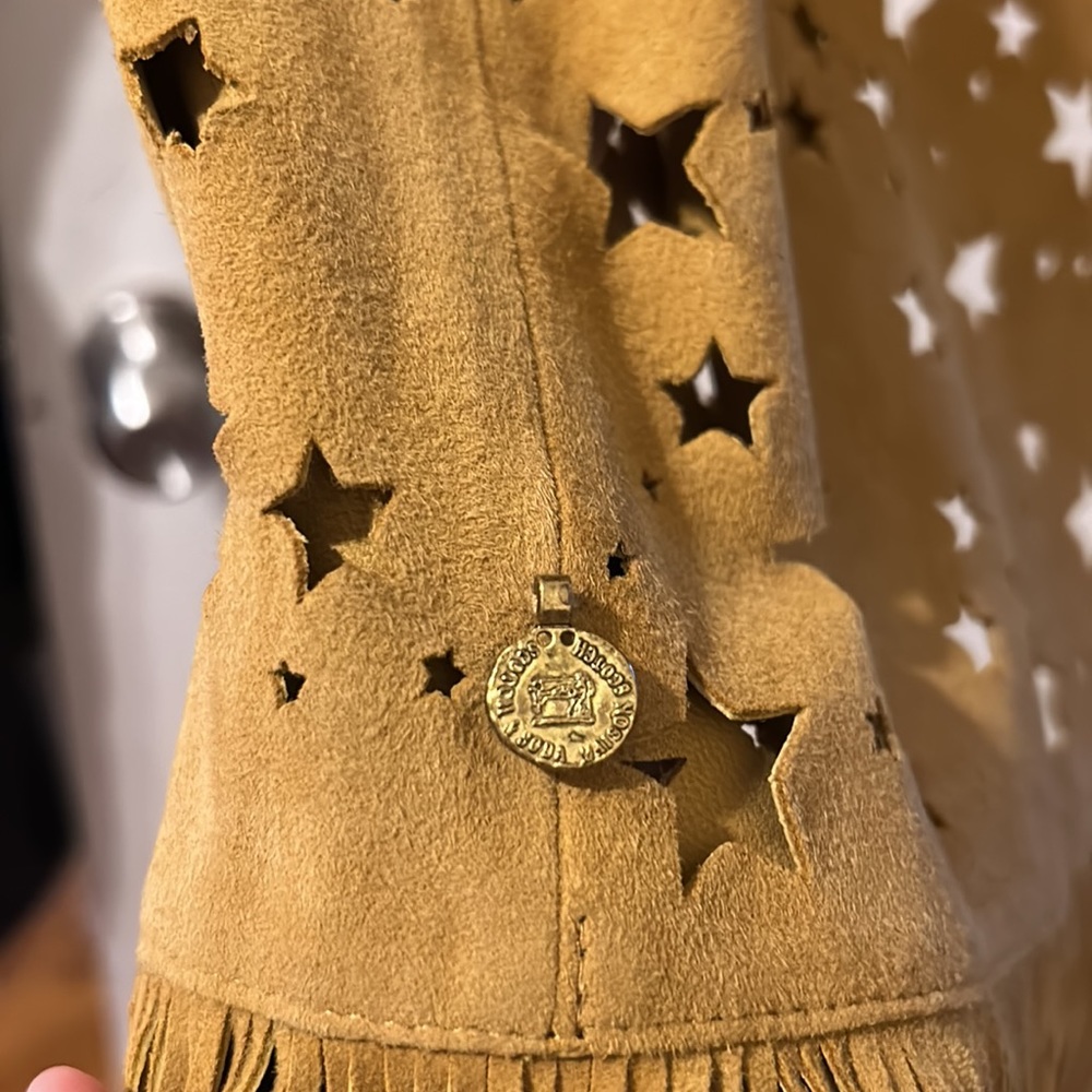 Fringed Mustard Yellow Vest with Star Cutouts - Picture 6 of 8